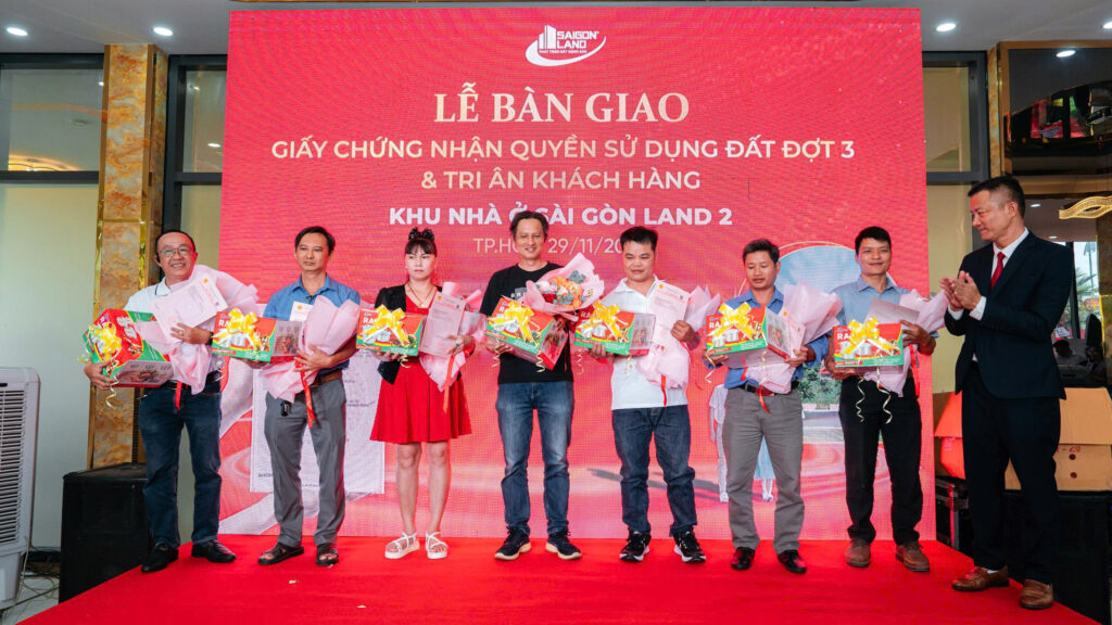 Lễ trao sổ Sài Gòn Land 2